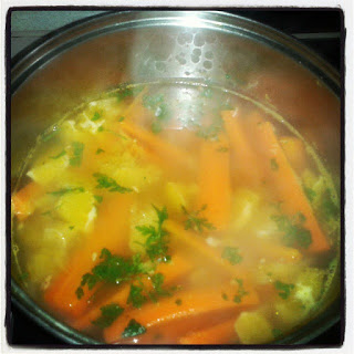 Zupa krem marchewkowo pomarańczowa 