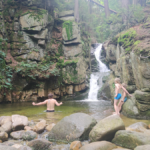 Wodospad Podgórnej w Przesiece – morsowanie z dziećmi